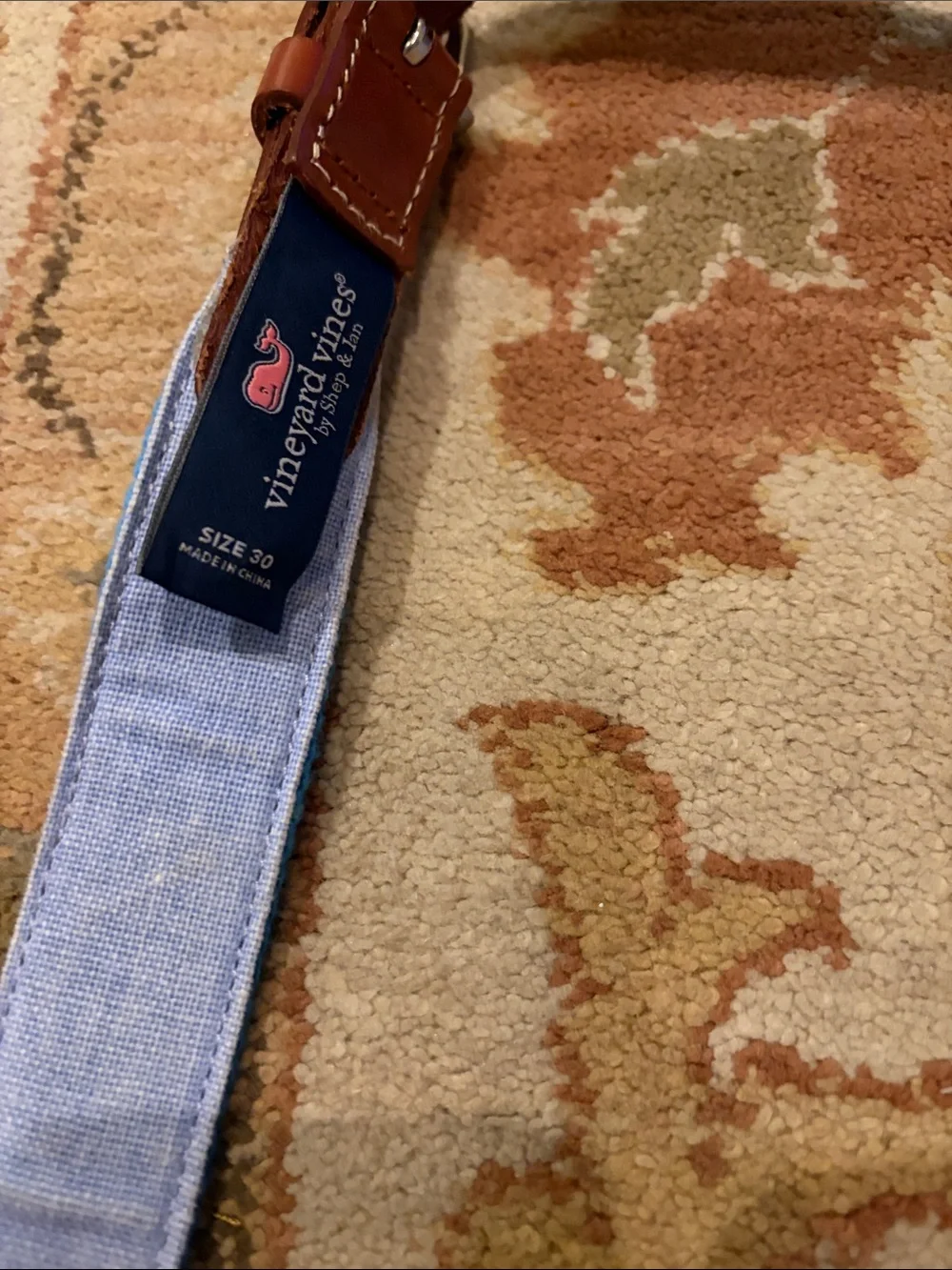 Men's vineyard vines Blue needlepoint Belt with Leather Trim
